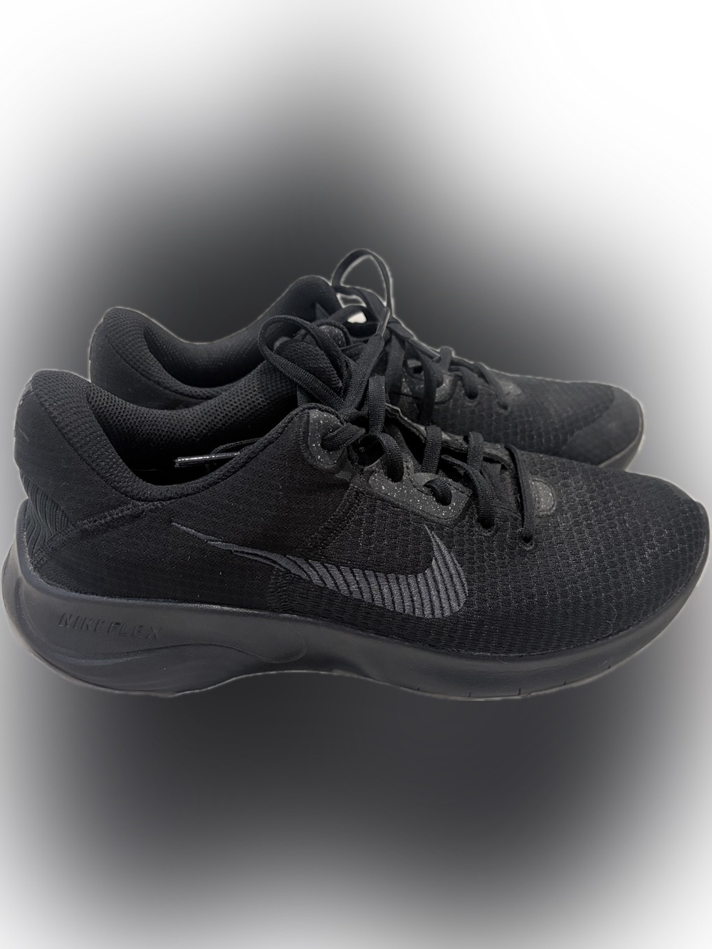 Nike women’s All-Black Lightweight Running Shoes